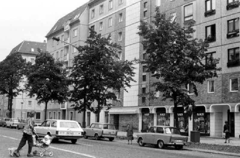 10.07.1986

Innerstädtischer Wohnungsbau
Wilhelm-Pieck-Strasse

Umschlagnr.: 81