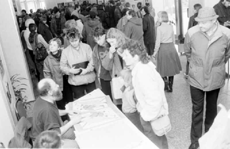 22.03.1986
Künstlertage im Schauspielhaus Berlin

Umschlag 29