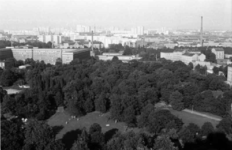 1979
Berlin
Berlin-Mitte