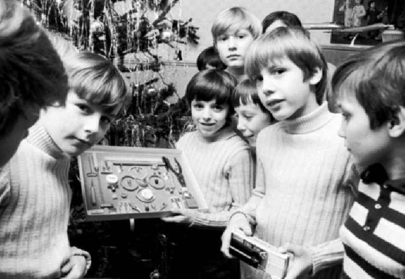 23.Dezember 1973 Die Kinder des Jugendheims Markarenkow bei der Weihnachtsfeier.