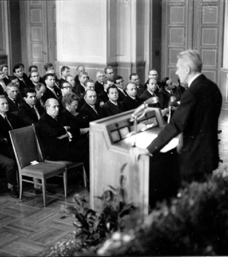 01.09.1969 Berlin: Festsitzung der Stadtverodnetenversammlung zum 2