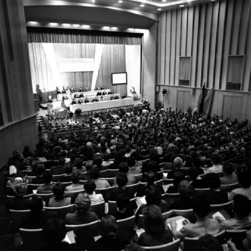 14.12.1966 Schwesternkongress im Dresdener Hygienemuseum