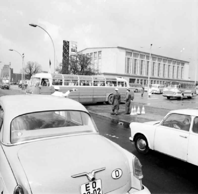 Berlin 17./18. April 1969 5. Baukonferenz in Berlin.