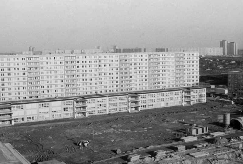 Building site to the new building of the prefabricated building of residential area Gensinger street in the district Lichtenberg in Berlin, the former capital of the GDR, German democratic republic