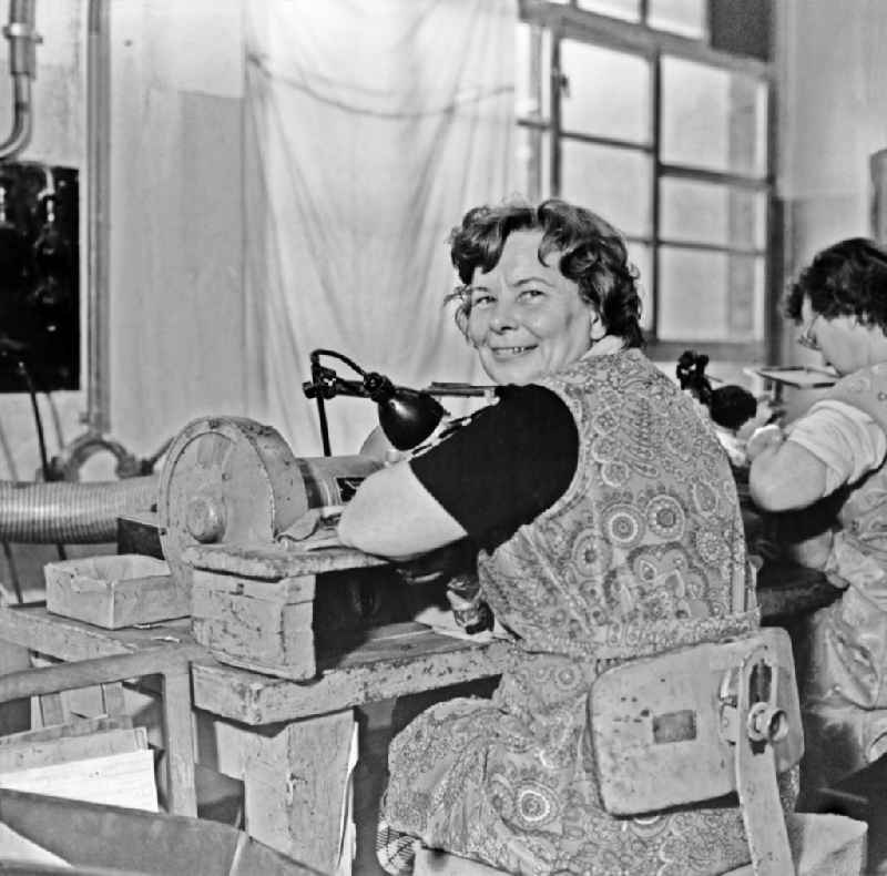 Workplace and factory equipment ' VEB Schreibfeder Berlin ' on street Boxhagener Strasse in the district Friedrichshain in Berlin Eastberlin on the territory of the former GDR, German Democratic Republic