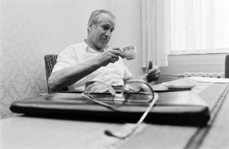 Portrait of retired Colonel General Markus Johannes ' Mischa ' Wolf - former German head of the foreign intelligence service ' Main Directorate for Reconnaissance ' of the MfS Ministry for State Security in the Friedrichshain district of Berlin East Berlin in the territory of the former GDR, German Democratic Republic