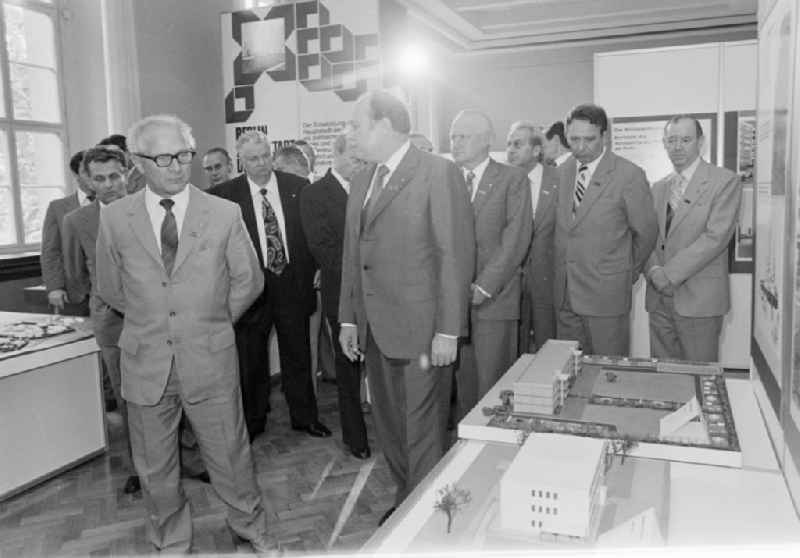 Members of the party and state leadership with the SED General Secretary Erich Honecker and Guenther Mittag as visitors at the exhibition '7th Building Conference' in the Mitte district of East Berlin in the area of the former GDR, German Democratic Republic