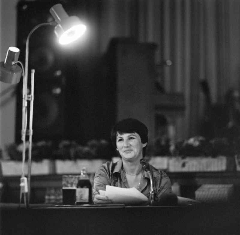 Portrait of Aljonna Moeckel, translator and writer, at the literature ball in the city library on Breite Strasse in Berlin in the territory of the former GDR, German Democratic Republic