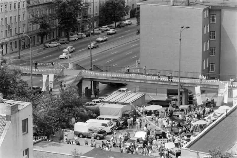 New opening of car dealership in Alt Friedrichsfelde in East Berlin on the territory of the former GDR, German Democratic Republic