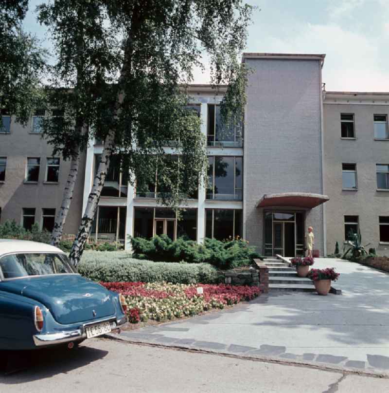 Hospital and clinic building 'Robert-Roessle-Klinik' - Roentgenhaus in the district of Buch in Berlin East Berlin on the territory of the former GDR, German Democratic Republic