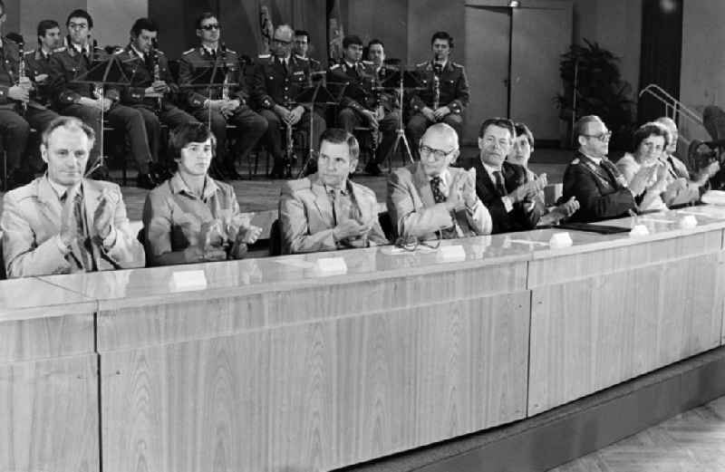 Farewell to the Olympians and competitive athletes of the official team for the 'Moscow Summer Olympics' with Paul Verner in the Congress Hall in East Berlin on the territory of the former GDR, German Democratic Republic