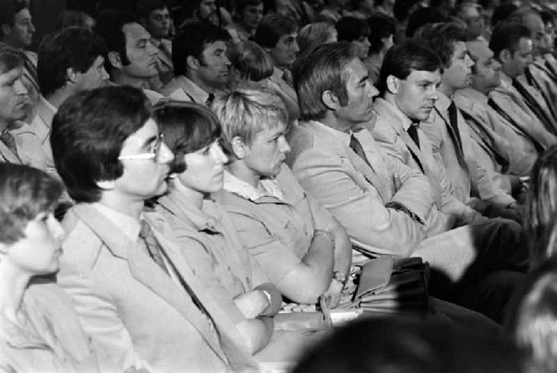 Farewell to the Olympians and competitive athletes of the official team for the 'Moscow Summer Olympics' with Paul Verner in the Congress Hall in East Berlin on the territory of the former GDR, German Democratic Republic