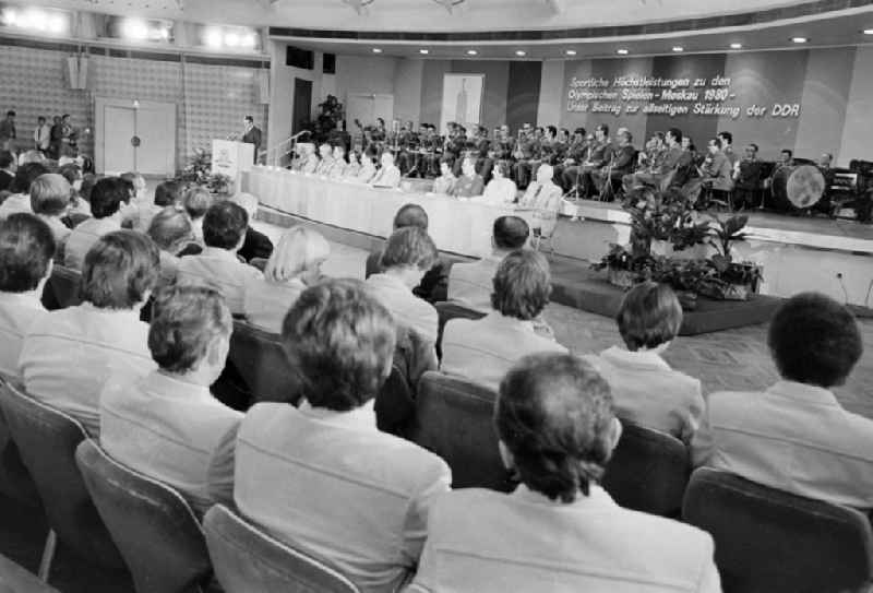 Farewell to the Olympians and competitive athletes of the official team for the 'Moscow Summer Olympics' with Paul Verner in the Congress Hall in East Berlin on the territory of the former GDR, German Democratic Republic