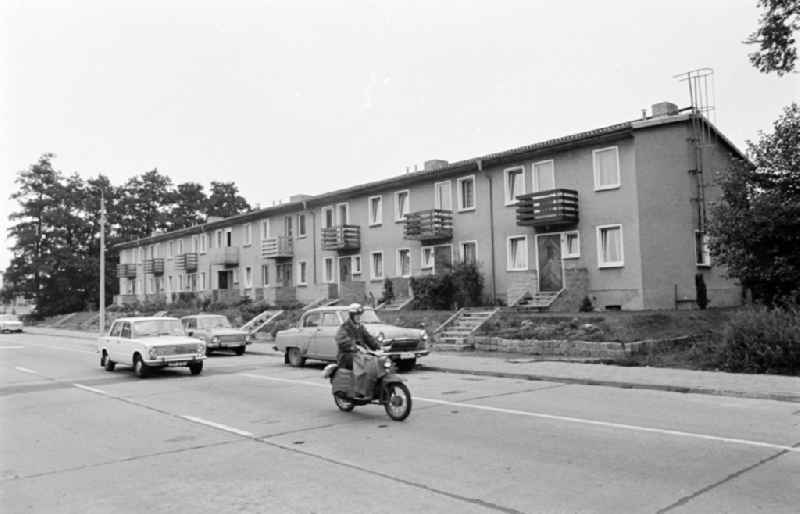 Facades of residential buildings of the terraced house complex Am Falkenberg in the district of Gruenau in Berlin East Berlin in the territory of the former GDR, German Democratic Republic