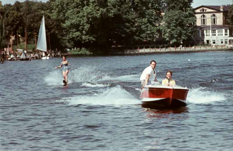 Water skiing in the Gruenau district of Berlin, East Berlin in the territory of the former GDR, German Democratic Republic