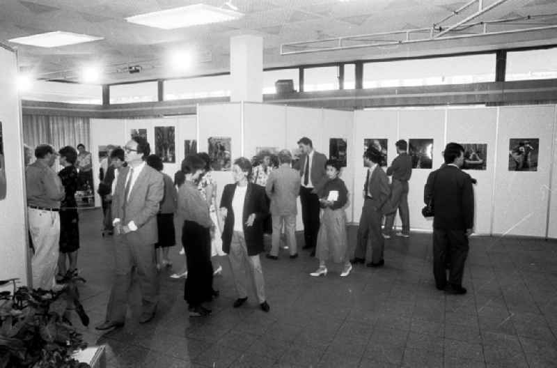 Eröffnung der ersten Fotoausstellung der chinesischen Nachrichten- und Bildagentur ANA am Fernsehturm
20.