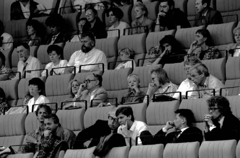 Mitte - Berlin
Volkskammertagung, Gregor Gysi
23.07.9