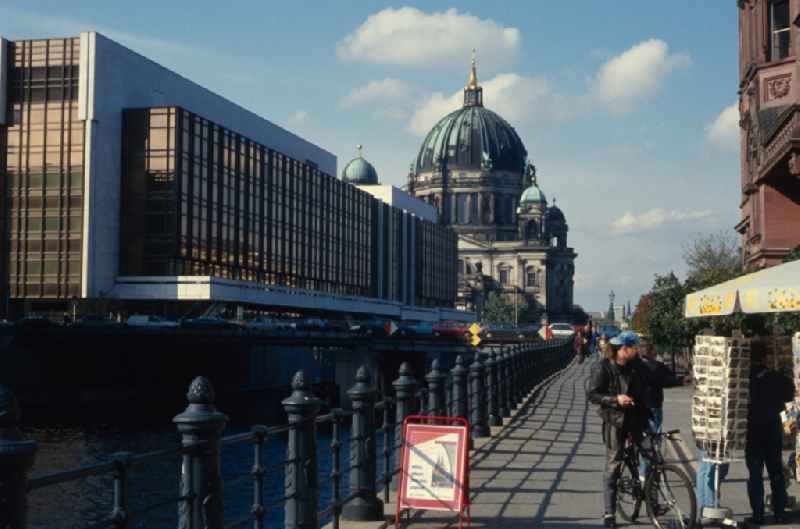 View from the bank of the Spree of the Palace of the Republic and the Berlin Cathedral in Berlin - Mitte