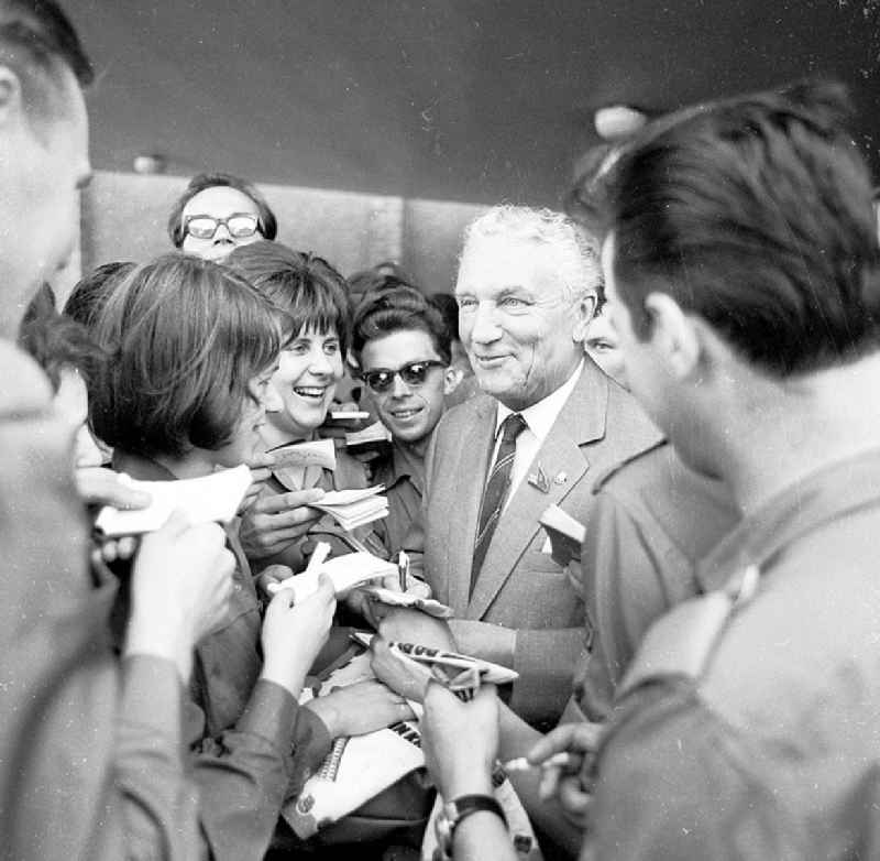 1967
VIII. Parlament der Freien Deutschen Jugend (FDJ) in Karl-Marx-Stadt, heute Chemnitz (Sachsen)