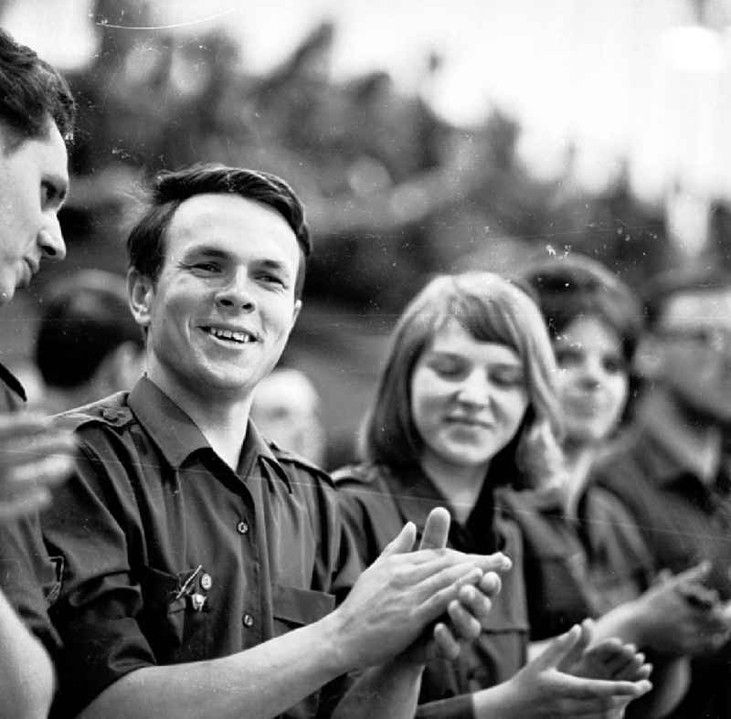 1967
VIII. Parlament der Freien Deutschen Jugend (FDJ) in Karl-Marx-Stadt, heute Chemnitz (Sachsen)