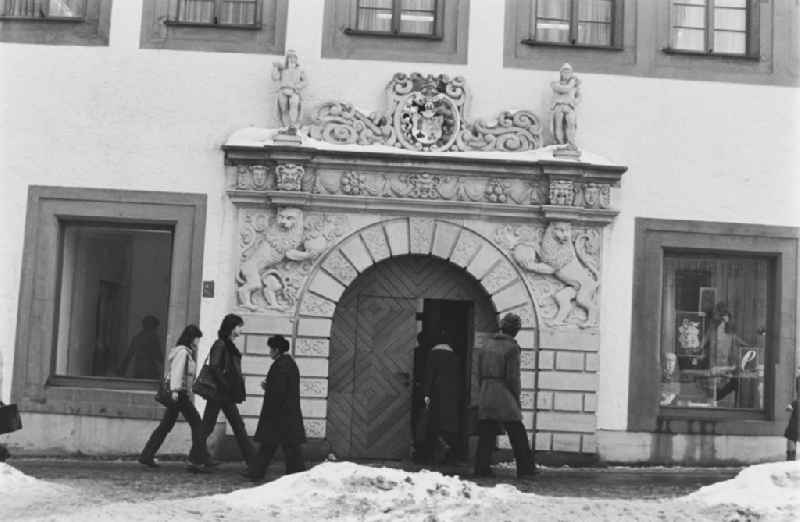 Facade elements of contemporary architecturevon historischen Gebaeuden im Stadtzentrum in the district Altstadt in Freiberg, Saxony on the territory of the former GDR, German Democratic Republic