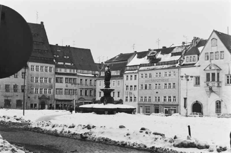 Facade elements of contemporary architecturevon historischen Gebaeuden im Stadtzentrum in the district Altstadt in Freiberg, Saxony on the territory of the former GDR, German Democratic Republic