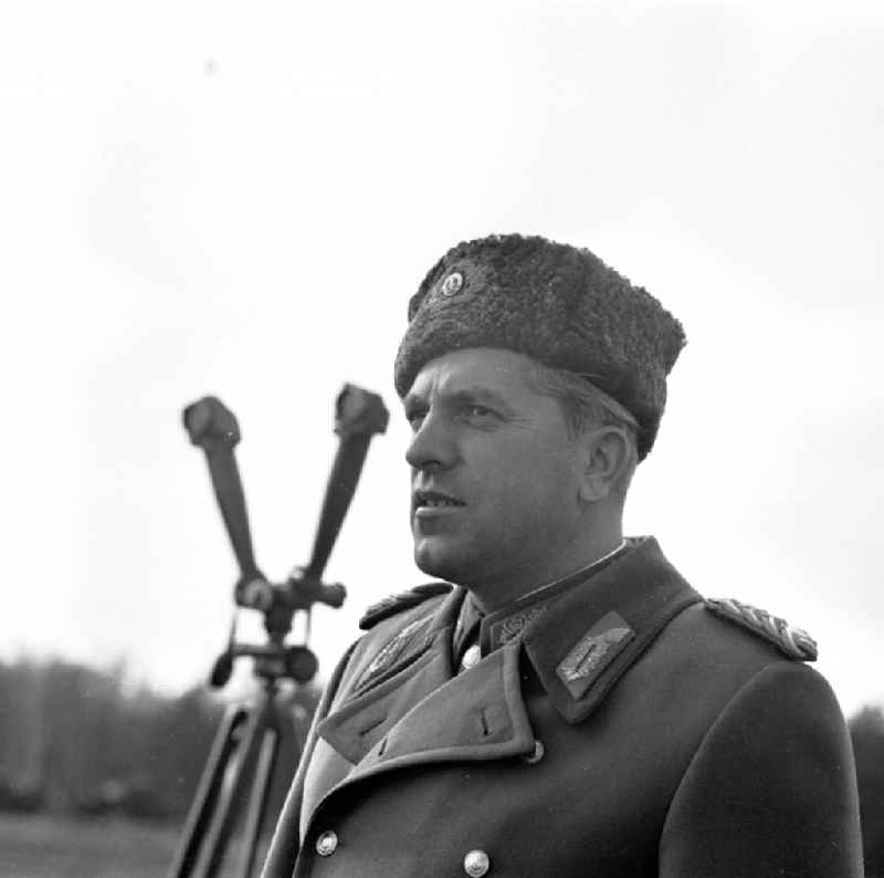 Portrait shot Generalmajor Horst Stechbarth als Chef des Militaerbezirkes MB V in Gardelegen in the state Saxony-Anhalt on the territory of the former GDR, German Democratic Republic