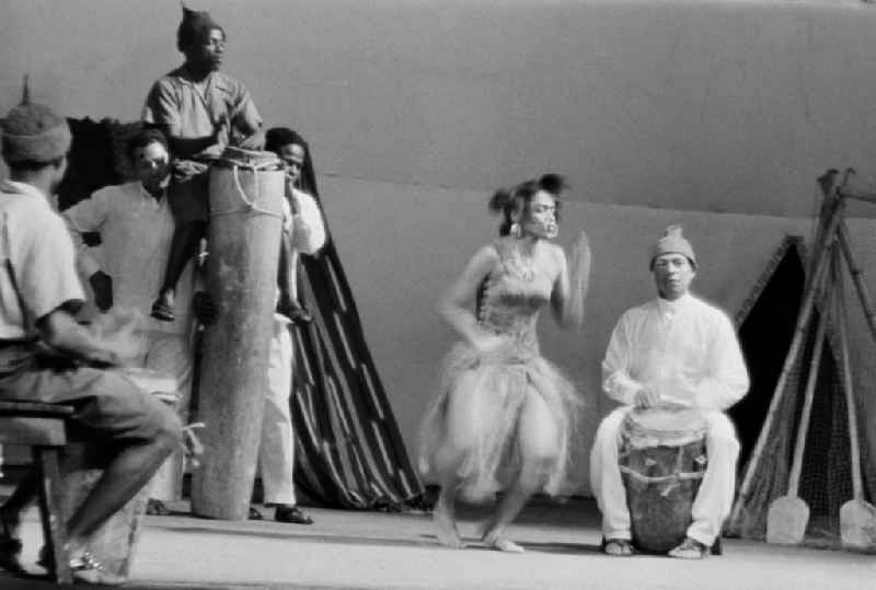 African and german actors of a theater - scene and stage design des Theaters in Halberstadt in the state Saxony-Anhalt on the territory of the former GDR, German Democratic Republic