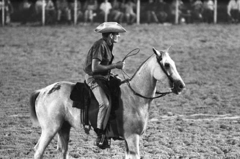 In der Nationalen Rodeo-Arena in Havanna werden regelmäßig Reitwettbewerbe, Clownsaufführungen und Bullen-Zureiten präsentiert.