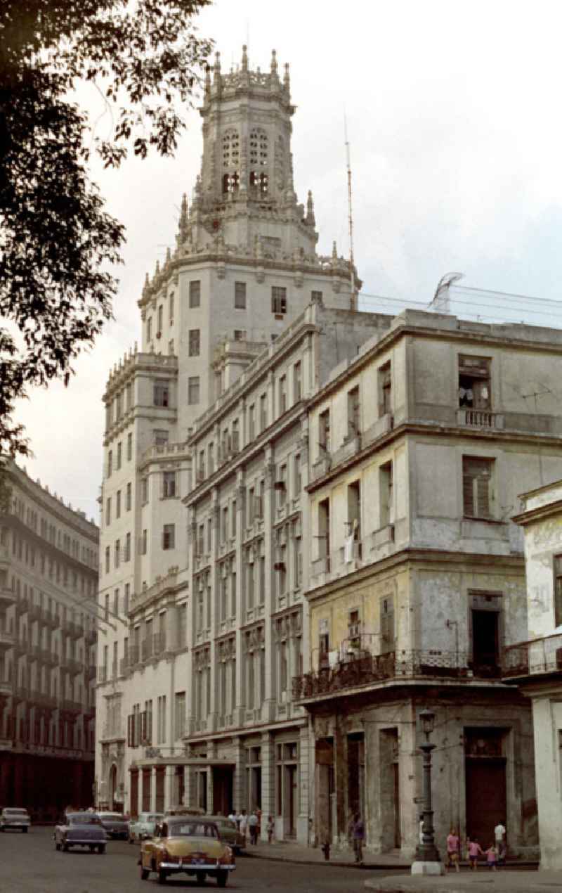 Blick auf die historische Altstadt von Havanna.