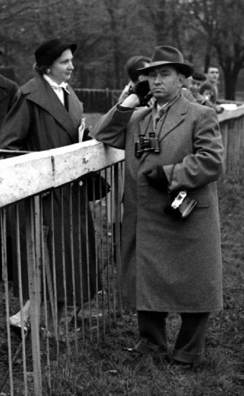 Female Photographer Hannelore and Photographer Werner Menzendorf at the Racecourse in Hoppegarten in the state Brandenburg on the territory of the former GDR, German Democratic Republic