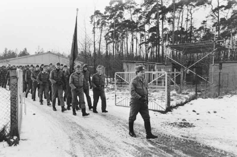 Practical training with a pre-military character in preparation for military service in der Uniform der GST Gesellschaft fuer Sport und Technik in Hoppegarten, Brandenburg on the territory of the former GDR, German Democratic Republic