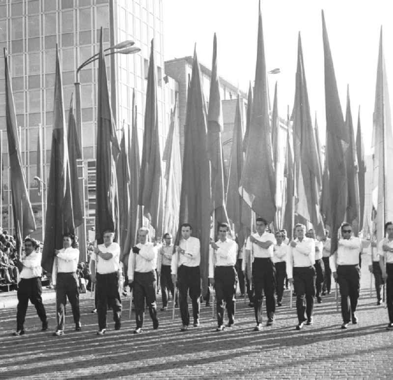 800 - Jahrfeier Leipzig
01.1