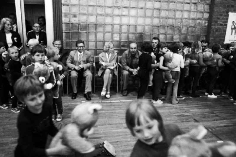 Gymnastics and Sports Festival Spartakiade in Leipzig in the state Saxony on the territory of the former GDR, German Democratic Republic