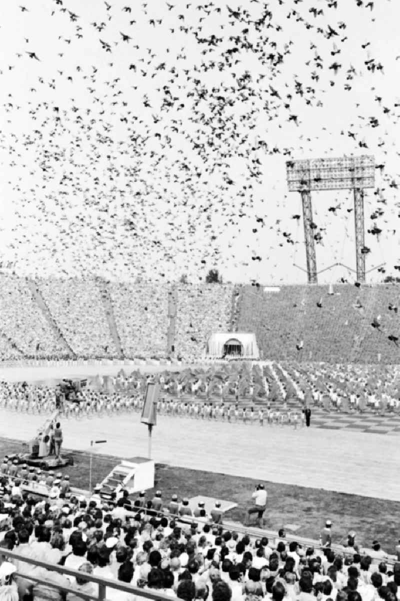 Gymnastics and Sports Festival Spartakiade in Leipzig in the state Saxony on the territory of the former GDR, German Democratic Republic