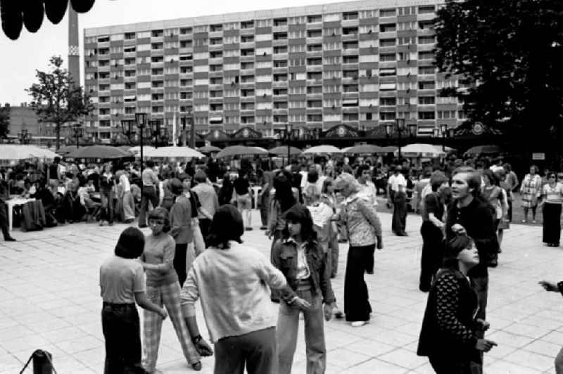 Gymnastics and Sports Festival Spartakiade in Leipzig in the state Saxony on the territory of the former GDR, German Democratic Republic