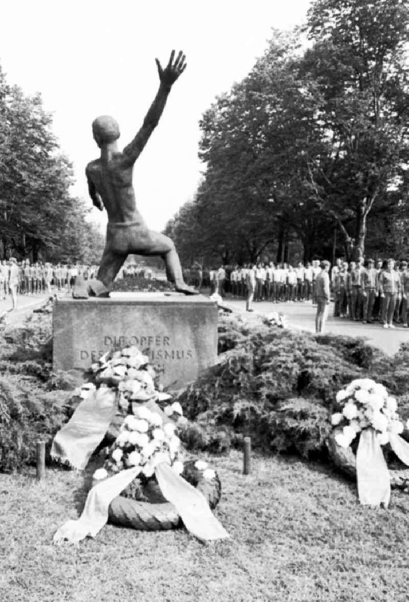 Gymnastics and Sports Festival Spartakiade in Leipzig in the state Saxony on the territory of the former GDR, German Democratic Republic