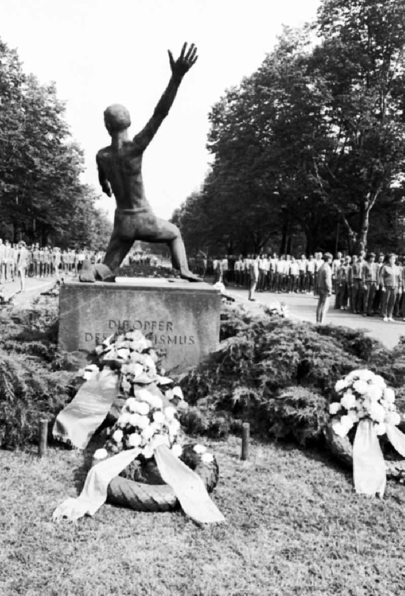 Gymnastics and Sports Festival Spartakiade in Leipzig in the state Saxony on the territory of the former GDR, German Democratic Republic