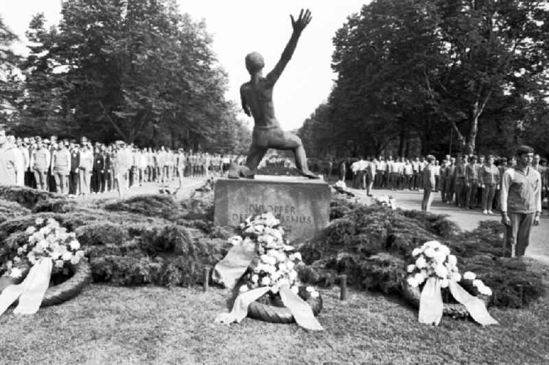 Gymnastics and Sports Festival Spartakiade in Leipzig in the state Saxony on the territory of the former GDR, German Democratic Republic