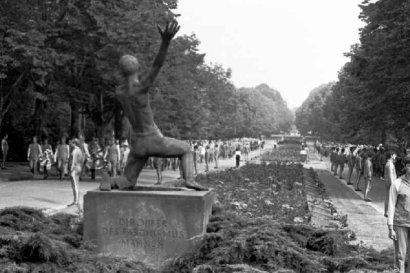 Gymnastics and Sports Festival Spartakiade in Leipzig in the state Saxony on the territory of the former GDR, German Democratic Republic