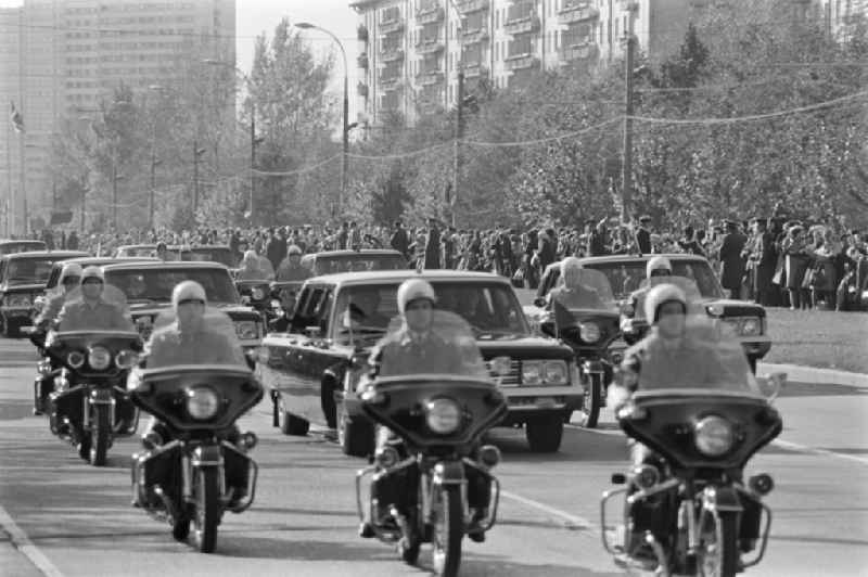 State ceremony and reception of Erich Honecker and the government delegation of the GDR in Moskva - Moscow in Russia - formerly the Soviet Union