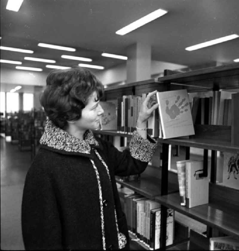 Dezember 1965
Kulturzentrum Neubrandenburg - Bibliothek