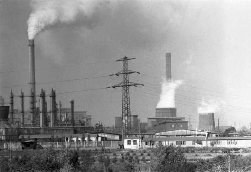 Production facilities and production equipment of the VEB Chemische Werke Buna Schkopau in Schkopau, Saxony-Anhalt on the territory of the former GDR, German Democratic Republic