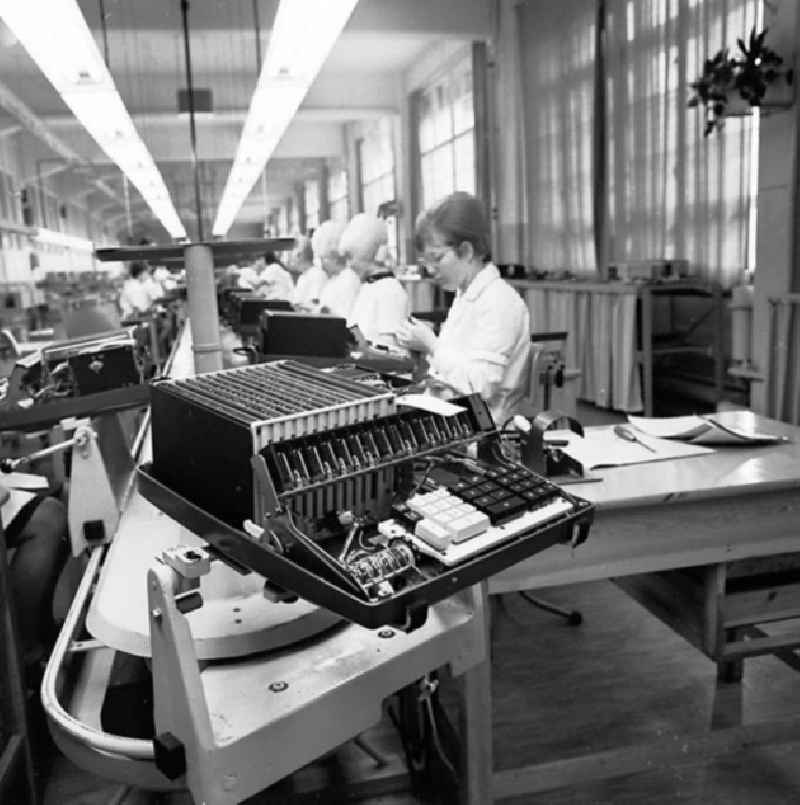 15.08.1967

VEB Büromaschinenwerk Kreis Sömmerda/ Thüringen

Umschlagnr.: 1