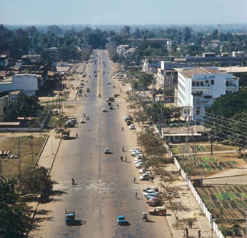 Blick vom Turm des Patuxai, dem Triumphbogen, auch Victory Gate genannt, von Vientiane, der Hauptstadt der Demokratischen Volksrepublik Laos.