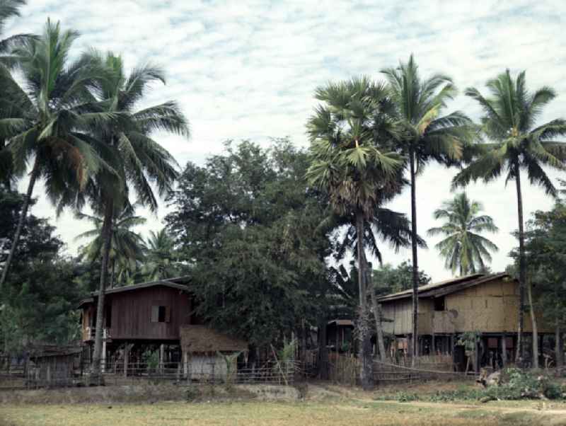 Dorf in der Demokratischen Volksrepublik Laos.