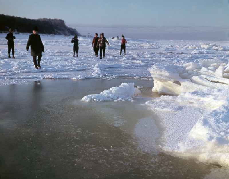 View over the icy Strelasund to the skyline of the city of Stralsund, Mecklenburg-Vorpommern in the area of the former GDR, German Democratic Republic